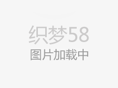 两名男子参加了一个盒子的开放,并受到了190多